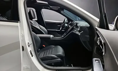 Mercedes-Benz C-Class 2022, 37597 км, за 29926.34 USD - фото 10