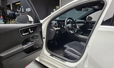 Mercedes-Benz C-Class 2022, 37597 км, за 29926.34 USD - фото 11