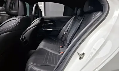 Mercedes-Benz C-Class 2022, 37597 км, за 29926.34 USD - фото 13