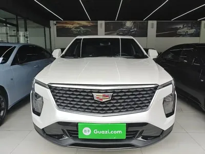 Cadillac XT4 2025, 6300 км, за 24661.09 USD