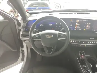 Cadillac XT4 2025, 6300 км, за 24661.09 USD - фото 11