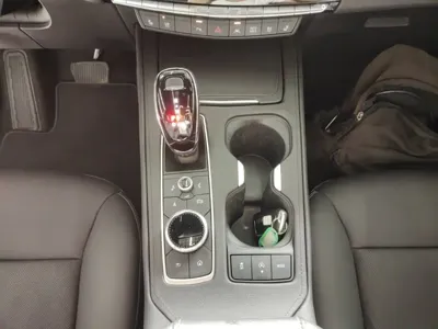Cadillac XT4 2025, 6300 км, за 24661.09 USD - фото 14