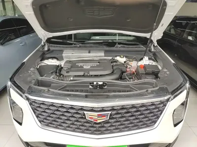 Cadillac XT4 2025, 6300 км, за 24661.09 USD - фото 20