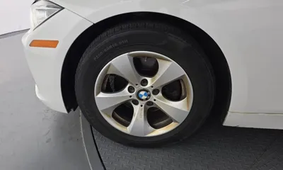BMW 3-Series 2015, 189730 км, за 4684.51 USD