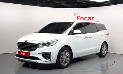 Kia Canival · 2019 год
