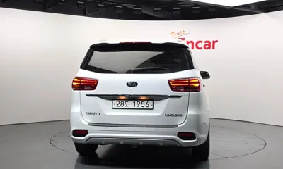 Kia Canival 2019, 61657 км, за 12487.61 USD
