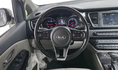 Kia Canival 2019, 61657 км, за 12487.61 USD - фото 14