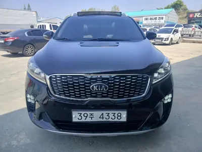 Kia Sorento · 2018 год