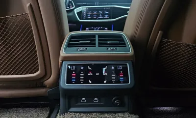 Audi A6 2023, 35558 км, за 24484.71 USD - фото 18