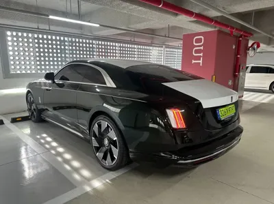 Rolls-Royce Spectre 2024, 2353 км, за 373479.9 USD