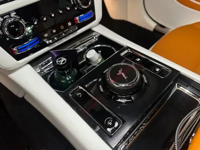 Rolls-Royce Spectre 2024, 2353 км, за 373479.9 USD - фото 16