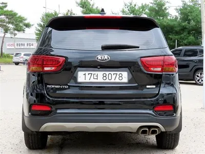 Kia Sorento 2018, 132210 км, за 9556 USD