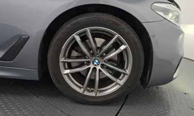 BMW 5-Series 2018, 139832 км, за 12669.03 USD