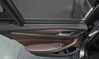BMW 5-Series 2018, 139832 км, за 12669.03 USD - фото 25