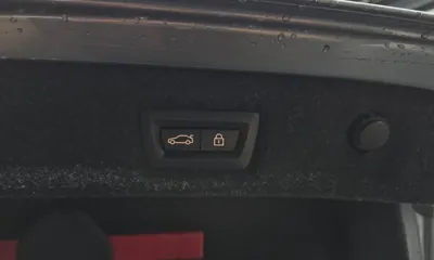 BMW 5-Series 2018, 139832 км, за 12669.03 USD - фото 27
