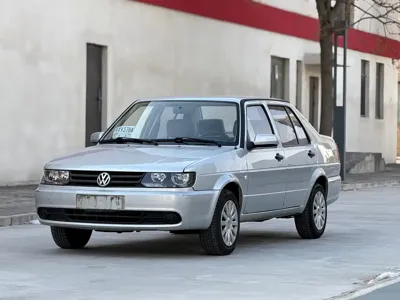 Volkswagen Jetta · 2012 год