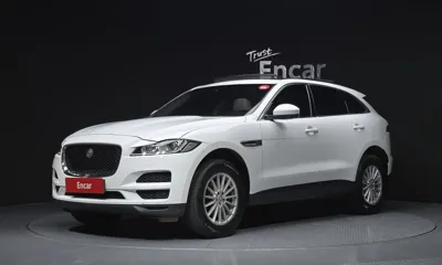 Jaguar F-Pace · 2018 год