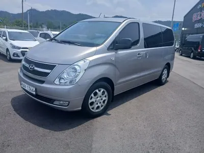 Hyundai Starex 2016, 178376 км, за 4463.7 USD
