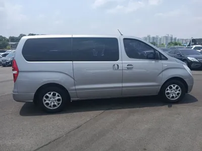 Hyundai Starex 2016, 178376 км, за 4463.7 USD - фото 6