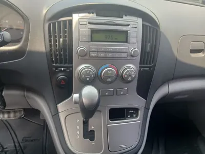 Hyundai Starex 2016, 178376 км, за 4463.7 USD - фото 12