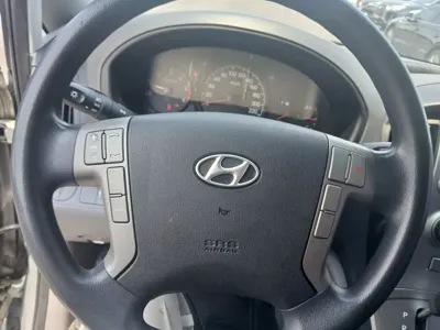 Hyundai Starex 2016, 178376 км, за 4463.7 USD - фото 14