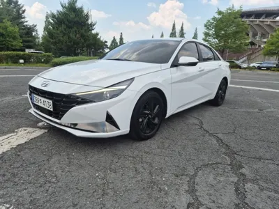 Hyundai Avante 2023, 73858 км, за 12228.99 USD