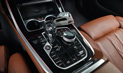 BMW X7 2021, 44631 км, за 58077.3 USD - фото 9
