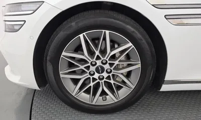 Genesis G80 2025, 35670 км, за 29123.05 USD