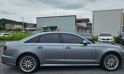 Audi A6 2016, 146108 км, за 6695.7 USD
