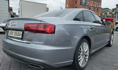 Audi A6 2016, 146108 км, за 6695.7 USD