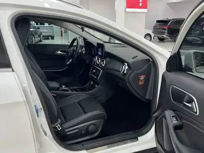 Mercedes-Benz GLA 2018, 63000 км, за 10681.69 USD - фото 10
