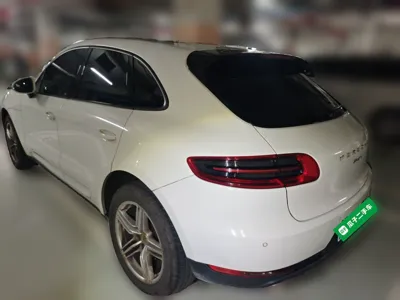 Porsche Macan 2017, 130100 км, за 20719 USD