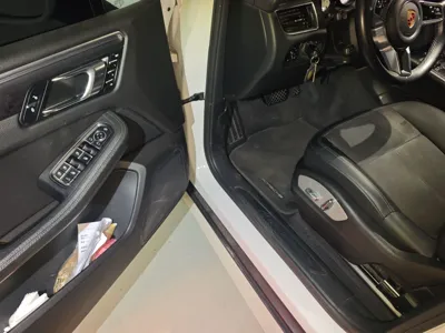 Porsche Macan 2017, 130100 км, за 20719 USD - фото 17