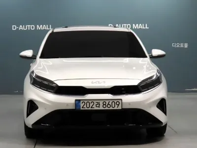 Kia K3 2022, 10853 км, за 13062.89 USD