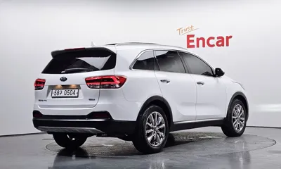 Kia Sorento 2016, 134007 км, за 8736.18 USD