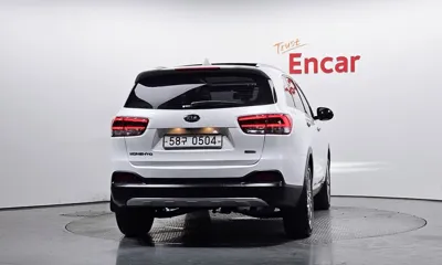Kia Sorento 2016, 134007 км, за 8736.18 USD