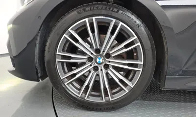 BMW 3-Series 2022, 31640 км, за 20511.81 USD