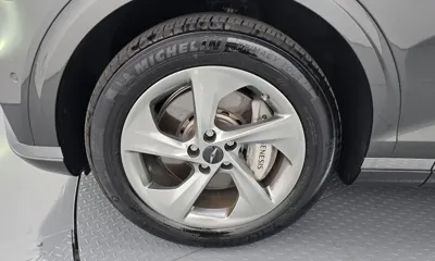 Genesis GV70 2025, 8112 км, за 32006.27 USD