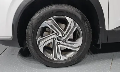 Hyundai Santafe 2021, 123000 км, за 14769.59 USD
