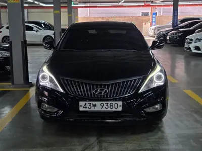 Hyundai Grandeur 2014, 295000 км, за 2537.08 USD