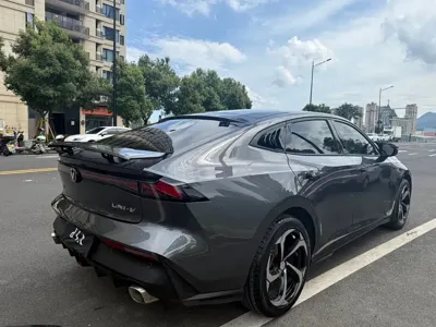 Changan UNI-V 2022, 50000 км, за 7312.98 USD - фото 8