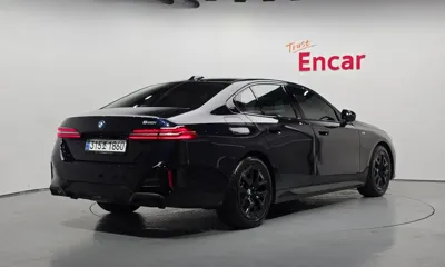 BMW 5-Series 2024, 14248 км, за 41223.58 USD