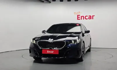 BMW 5-Series 2024, 14248 км, за 41223.58 USD