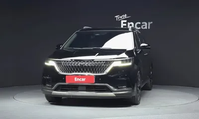 Kia Canival 2023, 104229 км, за 15570.04 USD