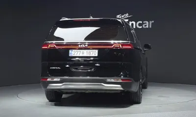 Kia Canival 2023, 104229 км, за 15570.04 USD