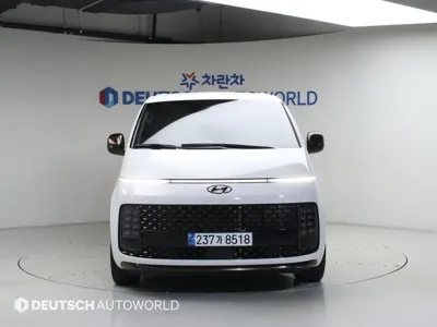 Hyundai Staria 2023, 98579 км, за 17109.04 USD