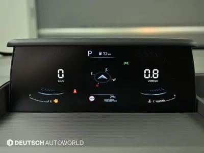 Hyundai Staria 2023, 98579 км, за 17109.04 USD - фото 8