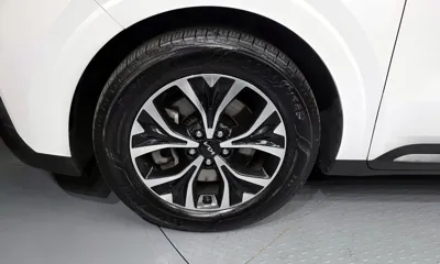 Kia Canival 2022, 57350 км, за 19502.04 USD