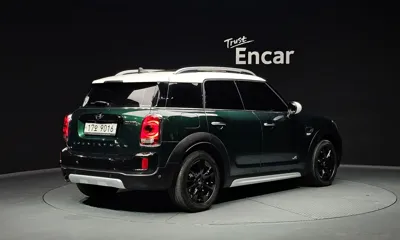 MINI Countryman 2018, 95215 км, за 8741.71 USD