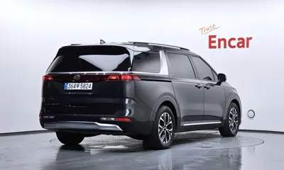 Kia Canival 2021, 118462 км, за 14911.76 USD